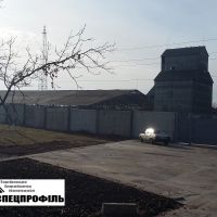104659-min